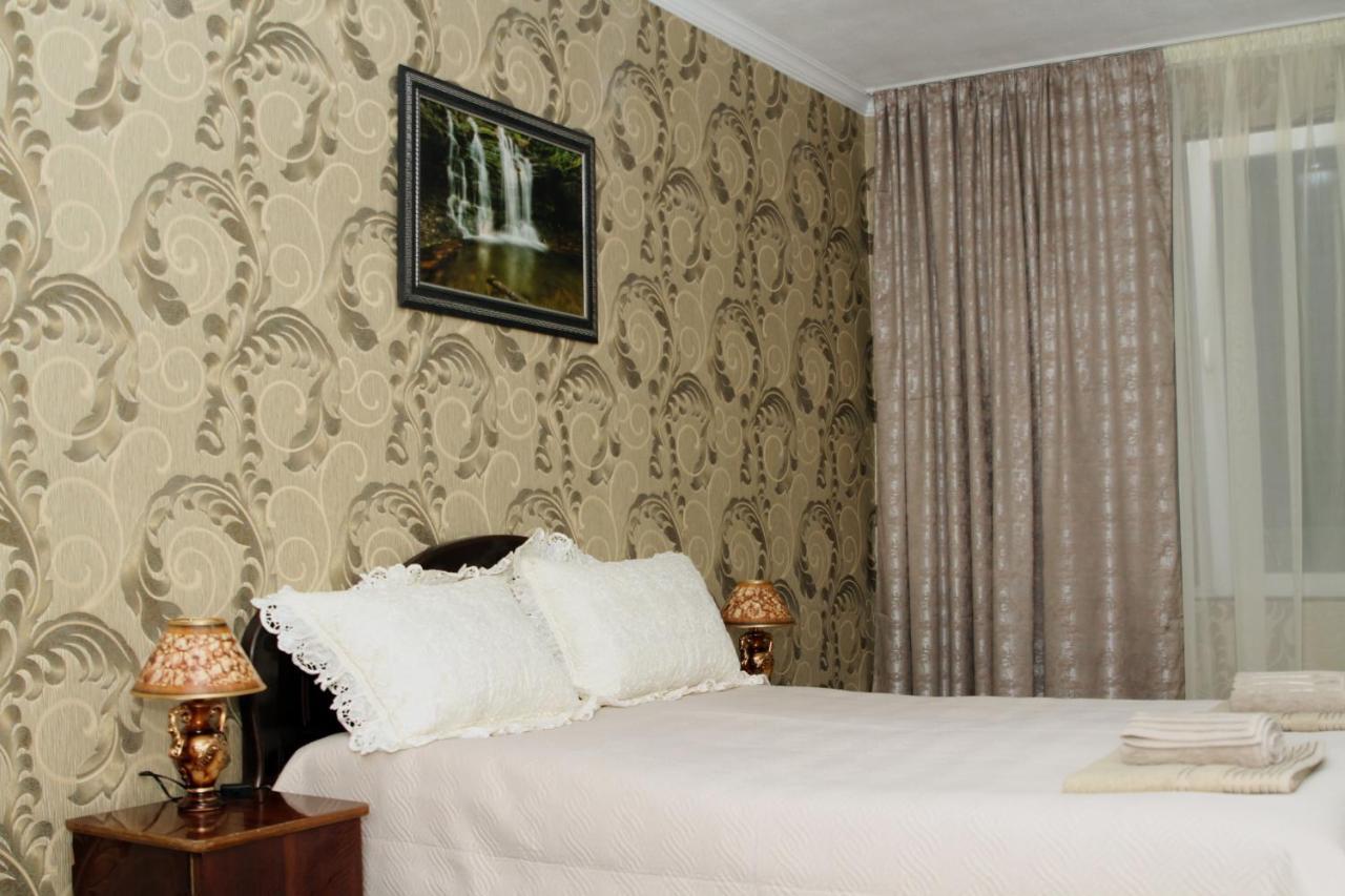 Georgian Hosts Tbilisi Hotel Buitenkant foto